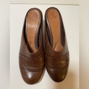 Nurture Fawn Leather Clog Mule Heel Shoe Brown 10M.